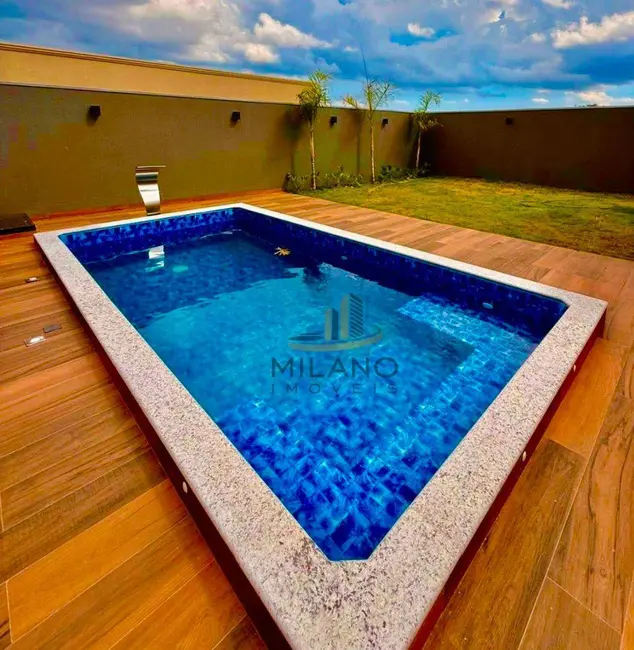 Foto 1 de Casa de Condomínio com 3 quartos à venda, 390m2 em Tres Lagoas - MS