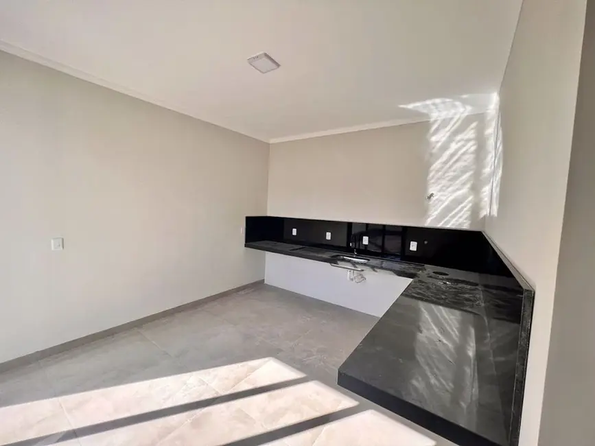 Foto 4 de Casa de Condomínio com 3 quartos à venda, 288m2 em Residencial Costa Leste, Tres Lagoas - MS