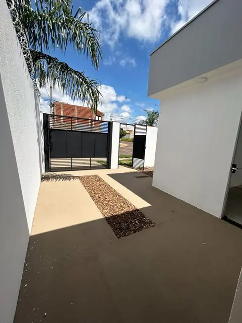Foto 3 de Casa com 2 quartos à venda, 150m2 em Tres Lagoas - MS