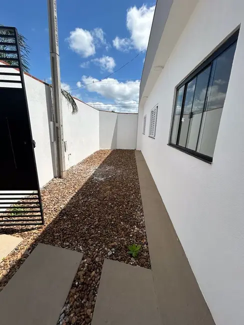 Foto 9 de Casa com 2 quartos à venda, 150m2 em Tres Lagoas - MS