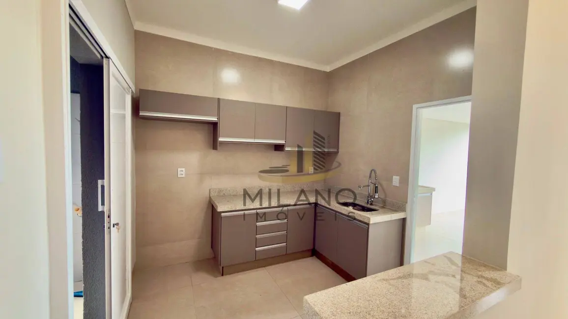 Foto 3 de Casa com 3 quartos à venda, 160m2 em Ipê, Tres Lagoas - MS