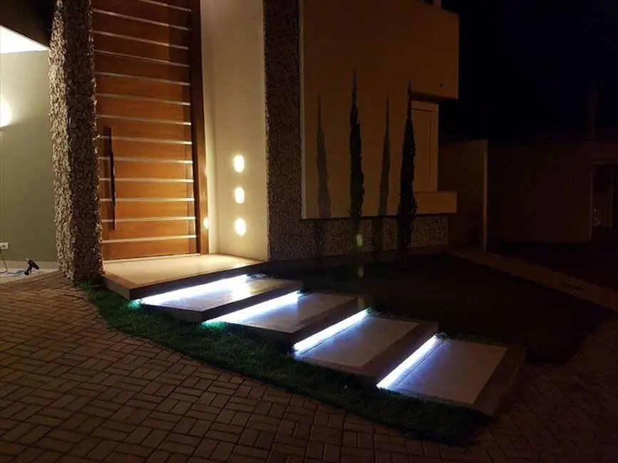 Foto 2 de Casa de Condomínio com 3 quartos à venda, 520m2 em Tres Lagoas - MS