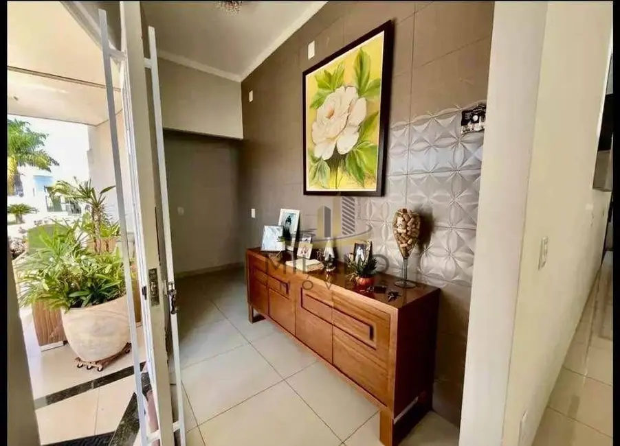 Foto 3 de Casa de Condomínio com 3 quartos à venda, 300m2 em Recanto das Palmeiras, Tres Lagoas - MS