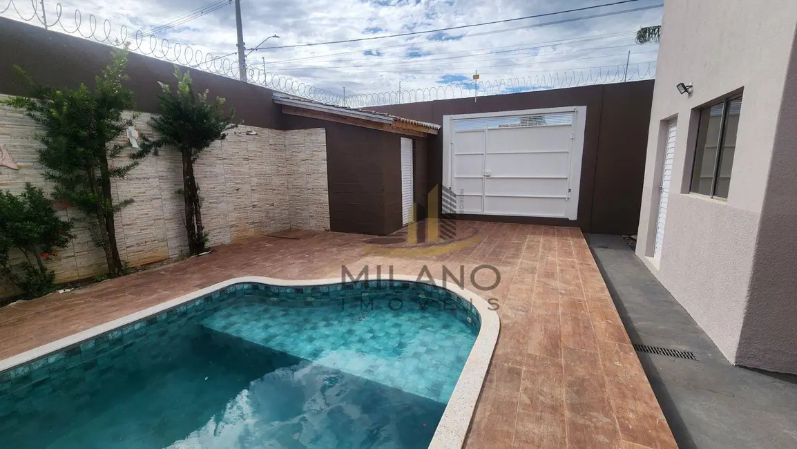 Foto 2 de Casa com 3 quartos à venda, 375m2 em Ipê, Tres Lagoas - MS