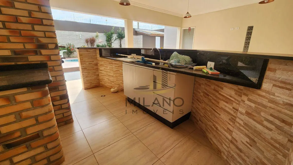 Foto 3 de Casa com 3 quartos à venda, 375m2 em Ipê, Tres Lagoas - MS