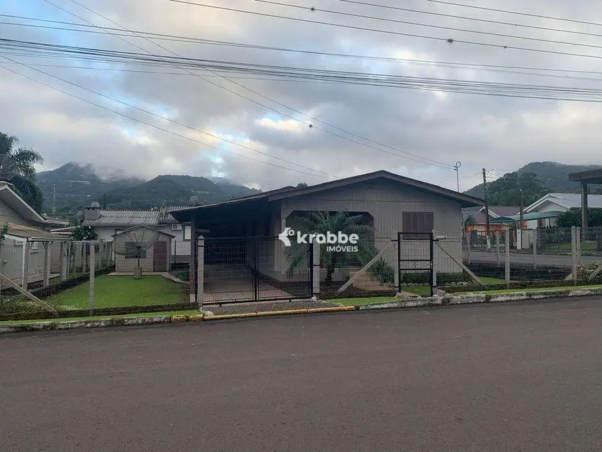 Foto 1 de Casa com 3 quartos à venda, 376m2 em Westfalia - RS