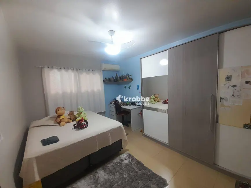 Foto 9 de Casa com 3 quartos à venda, 308m2 em Estrela - RS
