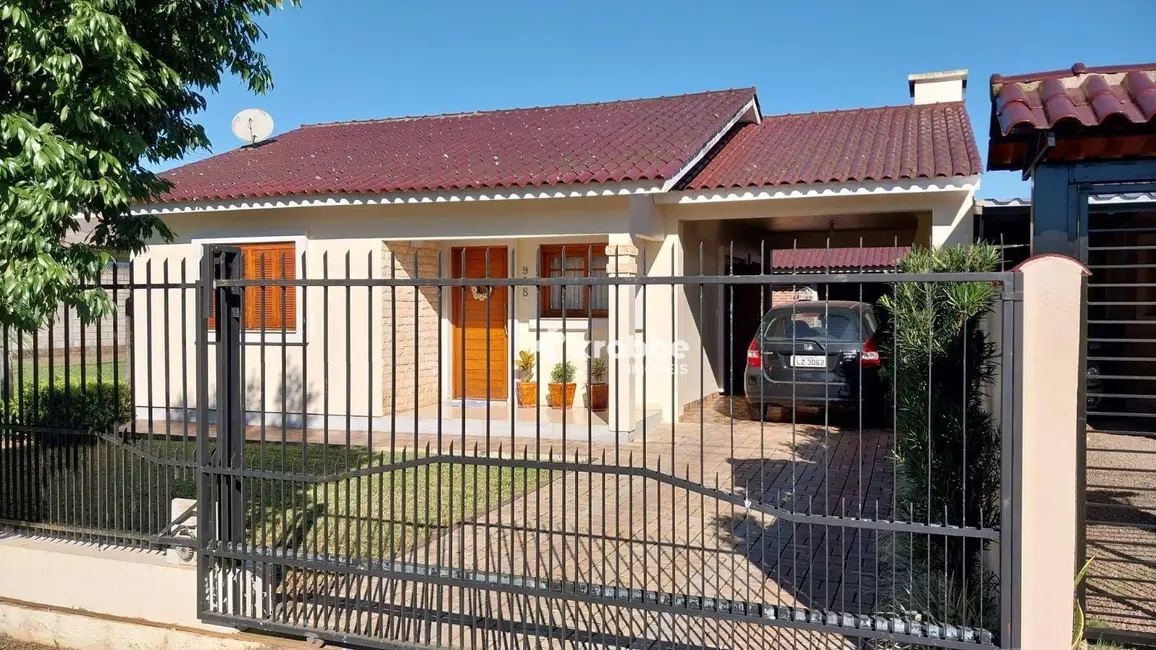 Foto 1 de Casa com 2 quartos à venda, 360m2 em Teutonia - RS