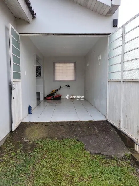 Casa com 2 quartos à venda, 369m2 em Teutonia - RS - imagem 4 Foto 4 de Casa com 2 quartos à venda, 369m2 em Teutonia - RS