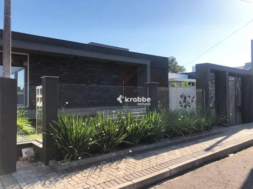 Foto 3 de Casa com 3 quartos à venda e para alugar, 558m2 em Estrela - RS