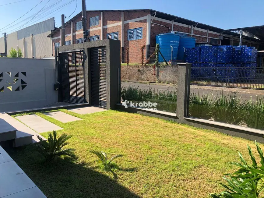 Foto 4 de Casa com 3 quartos à venda e para alugar, 558m2 em Estrela - RS