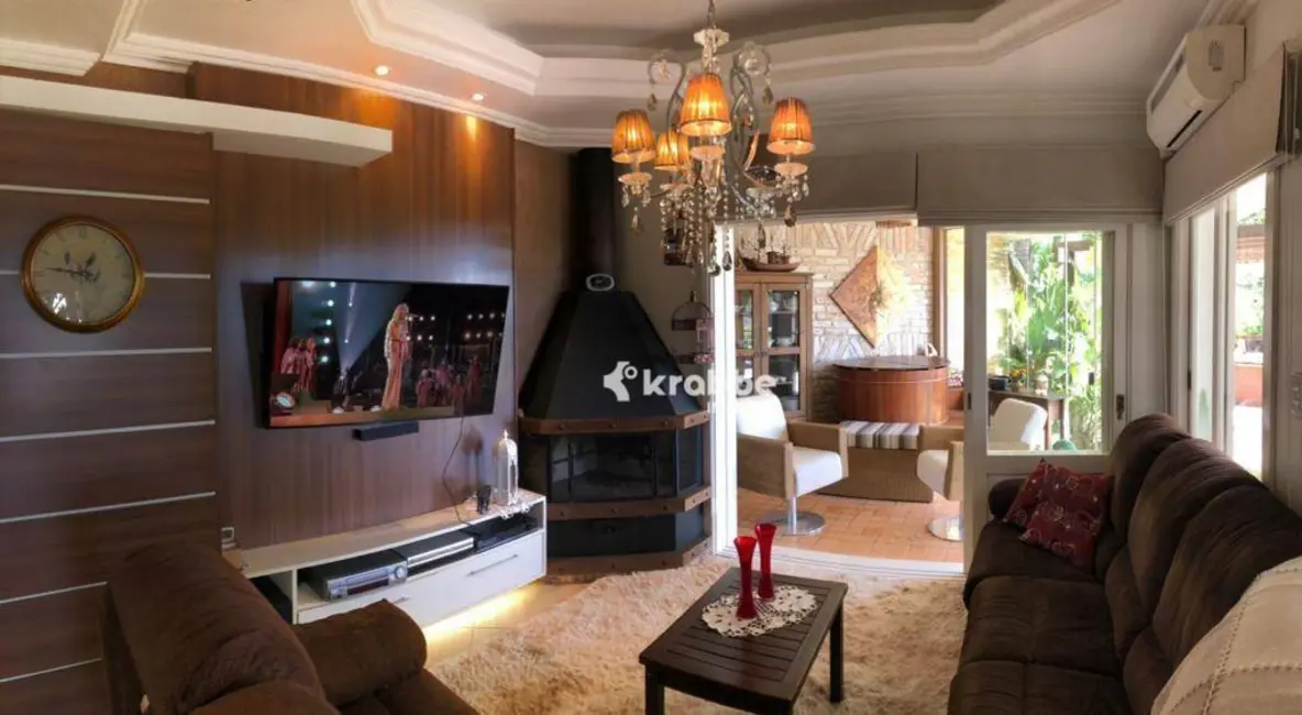 Foto 2 de Casa com 4 quartos à venda, 410m2 em Estrela - RS