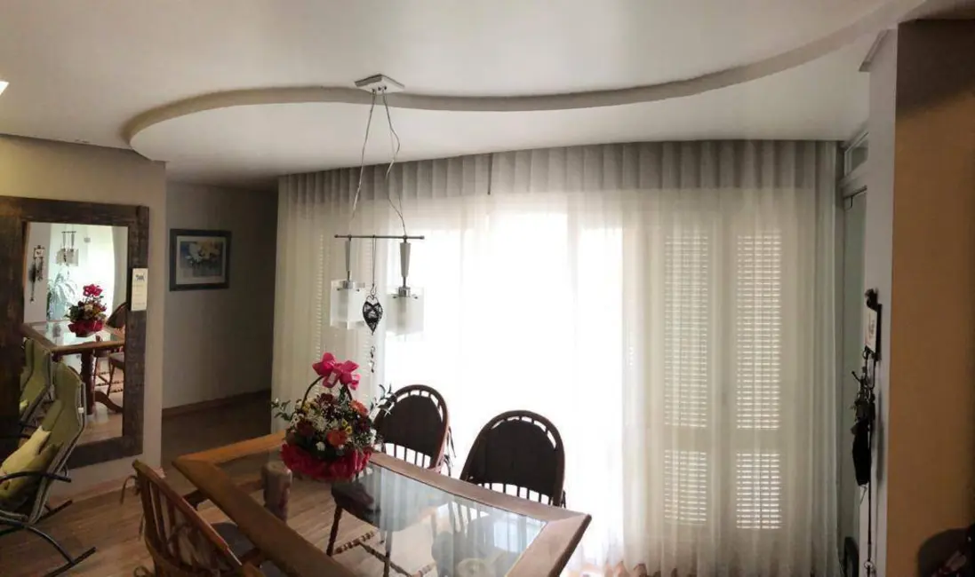 Foto 6 de Casa com 3 quartos à venda, 363m2 em Centro, Estrela - RS