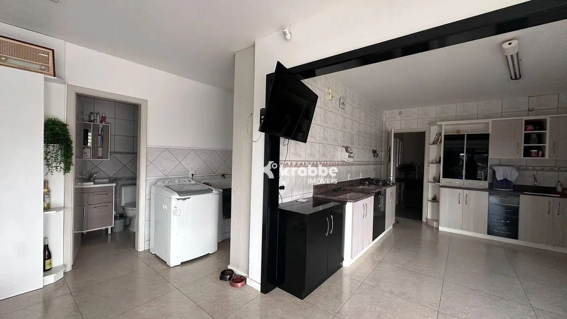 Casa com 3 quartos à venda, 452m2 em Estrela - RS - imagem 4 Foto 4 de Casa com 3 quartos à venda, 452m2 em Estrela - RS