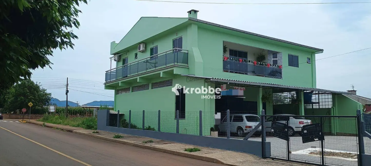 Foto 4 de Casa com 3 quartos à venda, 420m2 em Teutonia - RS