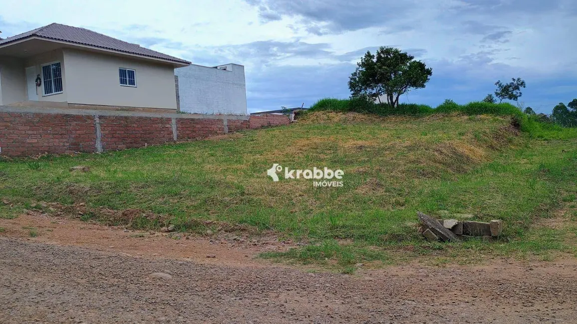 Foto 1 de Terreno / Lote à venda, 375m2 em Teutonia - RS