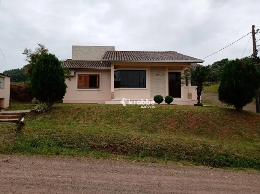 Foto 1 de Casa com 3 quartos à venda, 450m2 em Westfalia - RS