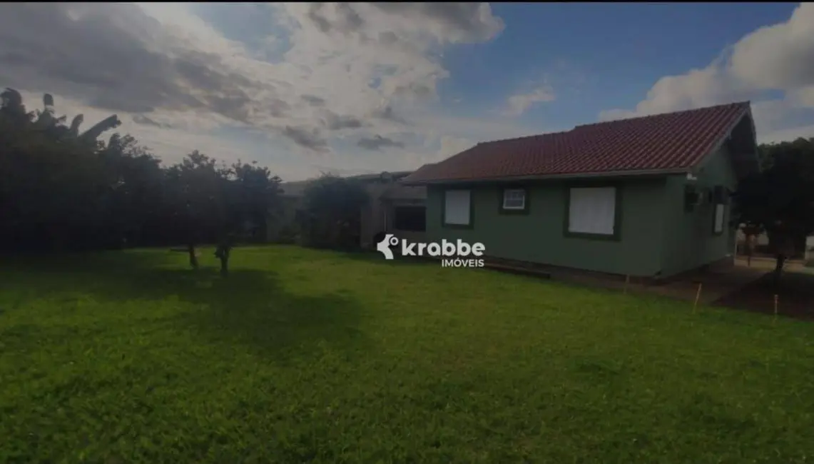 Foto 4 de Casa com 4 quartos à venda, 843m2 em Teutonia - RS