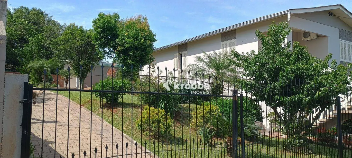 Foto 3 de Casa com 3 quartos à venda, 320m2 em Teutonia - RS