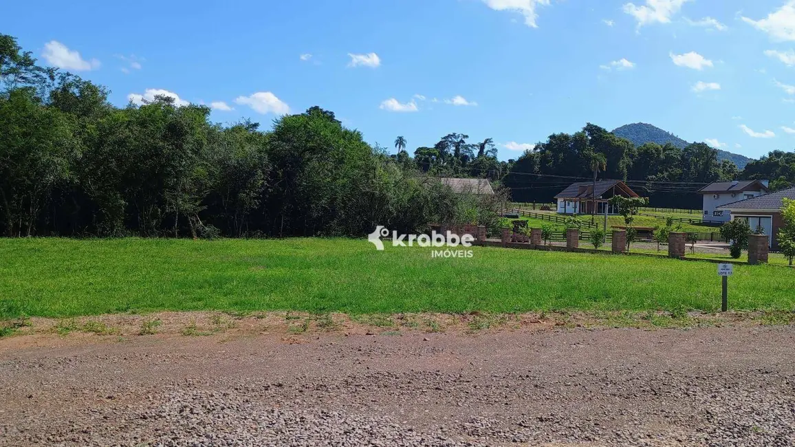 Foto 1 de Terreno / Lote à venda, 2560m2 em Pontes Filho, Teutonia - RS