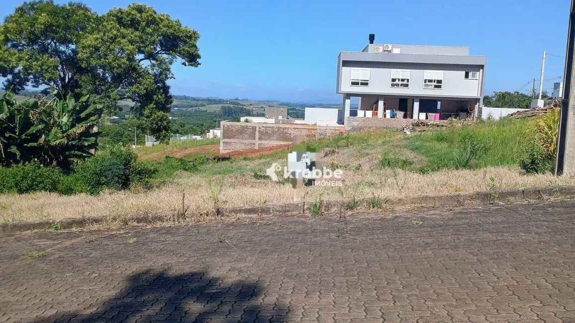 Foto 1 de Terreno / Lote à venda, 331m2 em Teutonia - RS