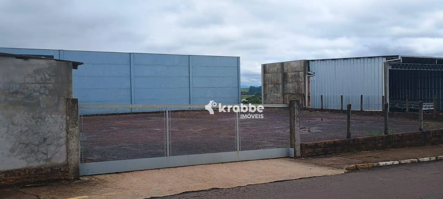 Foto 1 de Terreno / Lote à venda, 330m2 em Teutonia - RS