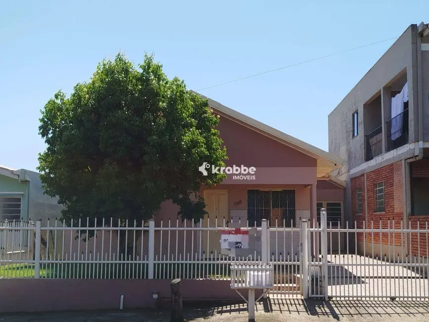 Foto 1 de Casa com 3 quartos à venda, 330m2 em Teutonia - RS
