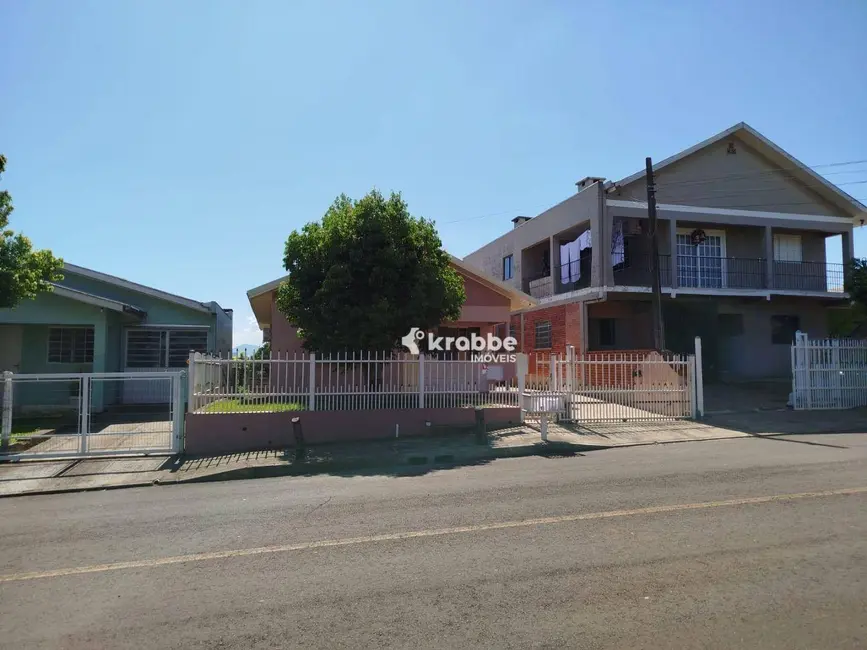 Foto 2 de Casa com 3 quartos à venda, 330m2 em Teutonia - RS