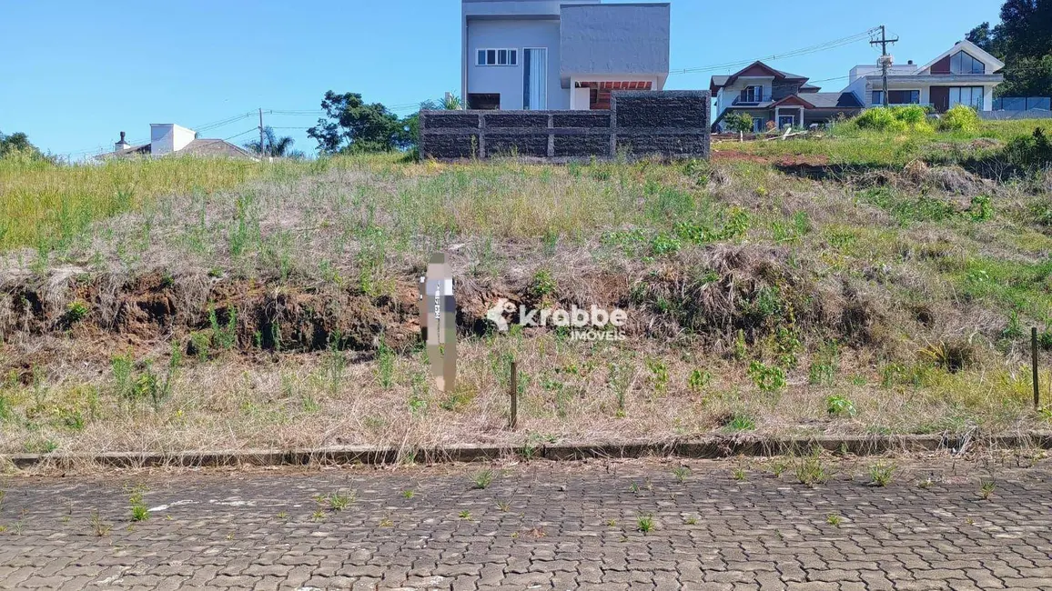 Foto 1 de Terreno / Lote à venda, 388m2 em Teutonia - RS