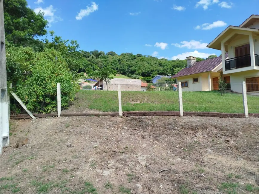 Foto 2 de Terreno / Lote à venda, 481m2 em Centro, Westfalia - RS