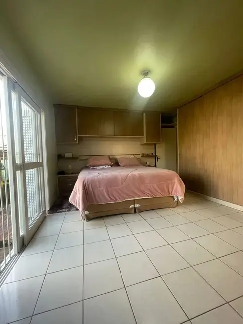 Foto 9 de Casa com 4 quartos à venda, 653m2 em Languiru, Teutonia - RS