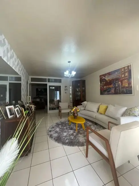 Foto 3 de Casa com 4 quartos à venda, 653m2 em Languiru, Teutonia - RS