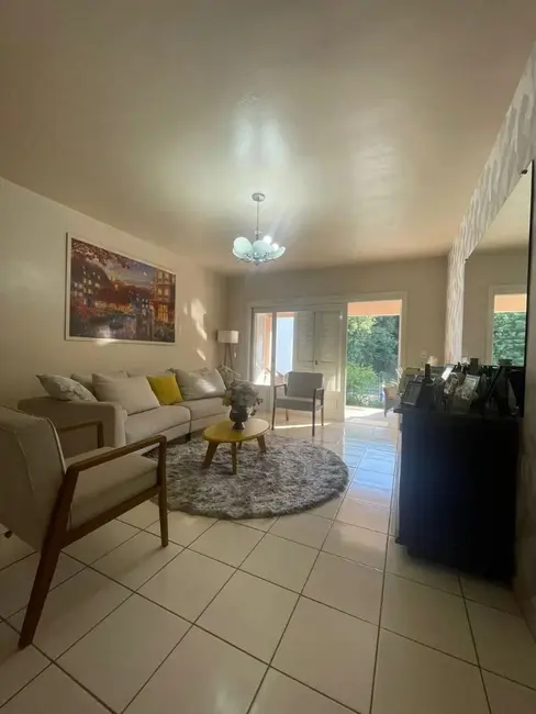 Foto 4 de Casa com 4 quartos à venda, 653m2 em Languiru, Teutonia - RS