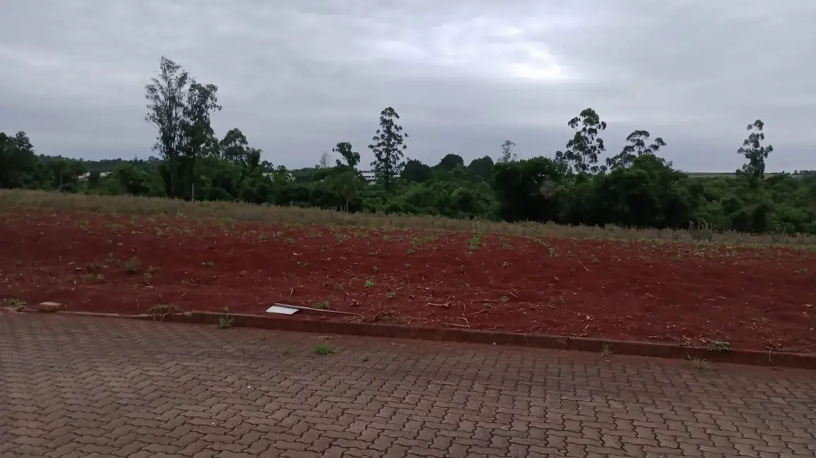 Foto 1 de Terreno / Lote à venda, 300m2 em Teutonia - RS