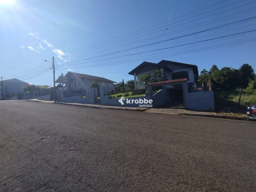 Casa com 4 quartos à venda, 720m2 em Teutonia - RS - imagem 3 Foto 3 de Casa com 4 quartos à venda, 720m2 em Teutonia - RS