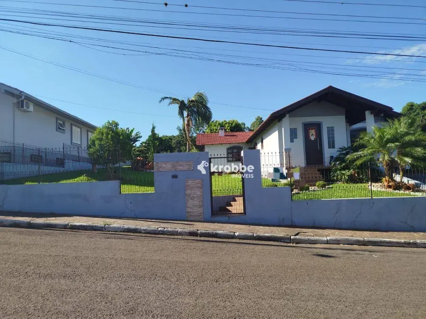 Foto 2 de Casa com 4 quartos à venda, 720m2 em Teutonia - RS