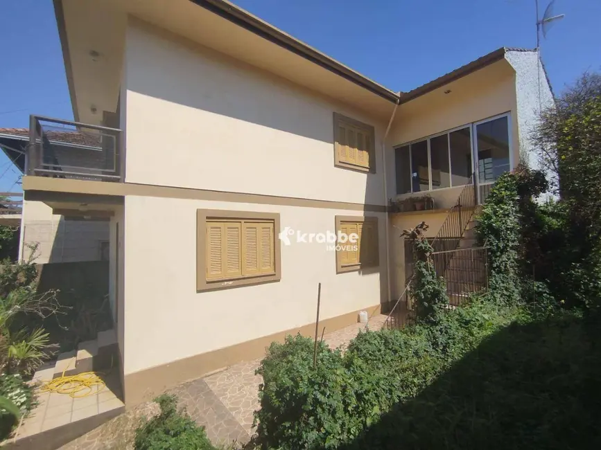 Foto 2 de Casa com 4 quartos à venda, 400m2 em Centro, Estrela - RS