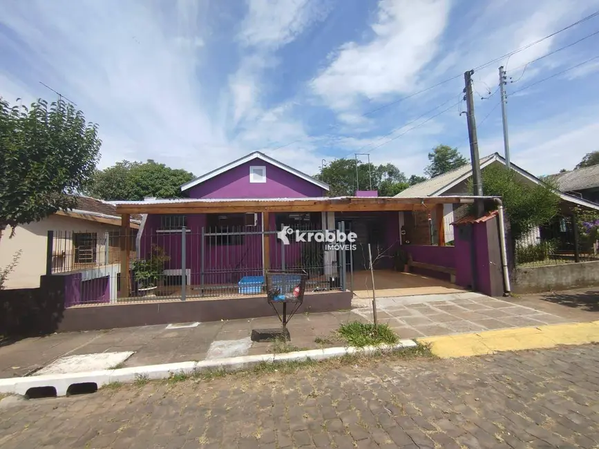 Foto 1 de Casa com 2 quartos à venda, 180m2 em Estrela - RS