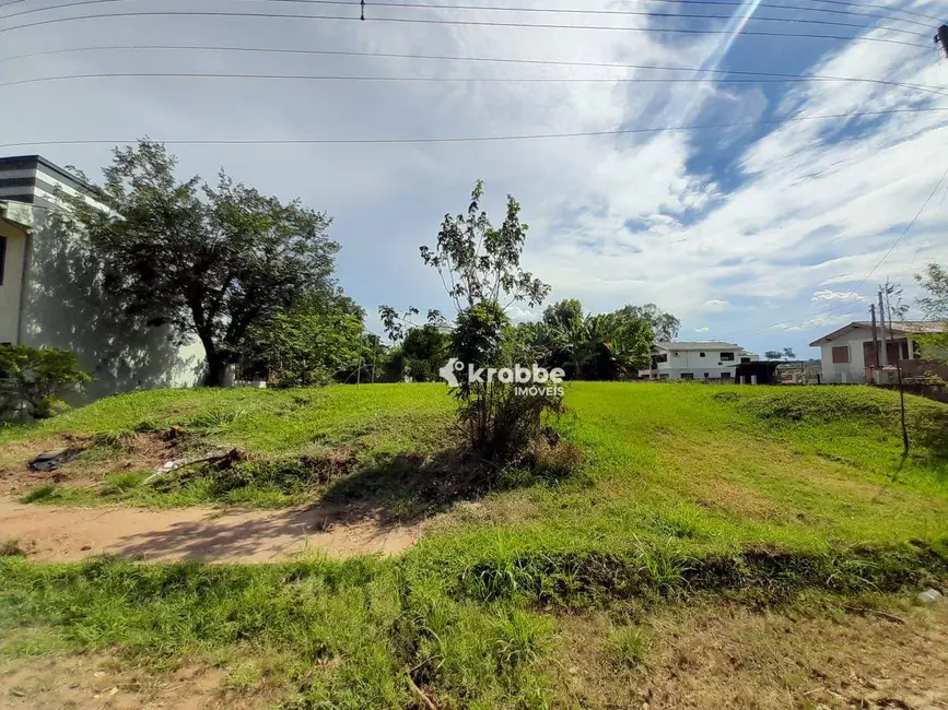 Foto 1 de Terreno / Lote à venda, 300m2 em Estrela - RS