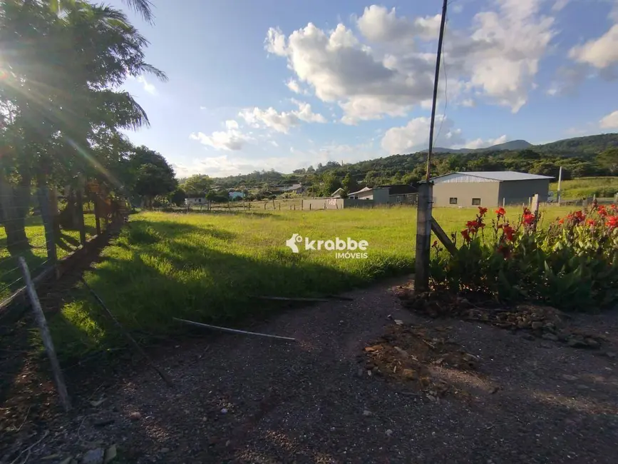 Foto 2 de Terreno / Lote à venda, 2400m2 em Teutonia - RS