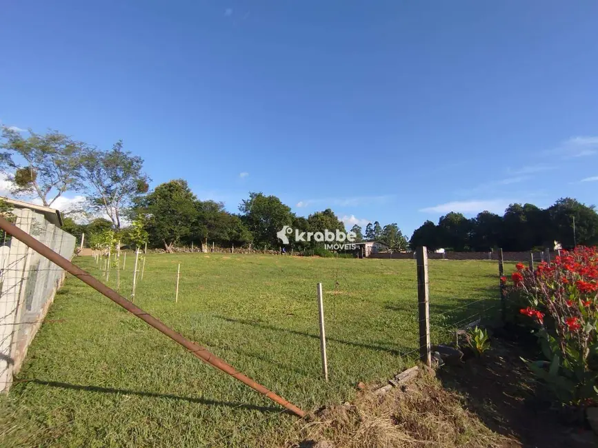 Foto 1 de Terreno / Lote à venda, 2400m2 em Teutonia - RS