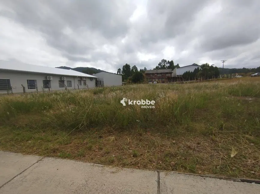 Foto 1 de Terreno / Lote à venda, 742m2 em Teutonia - RS