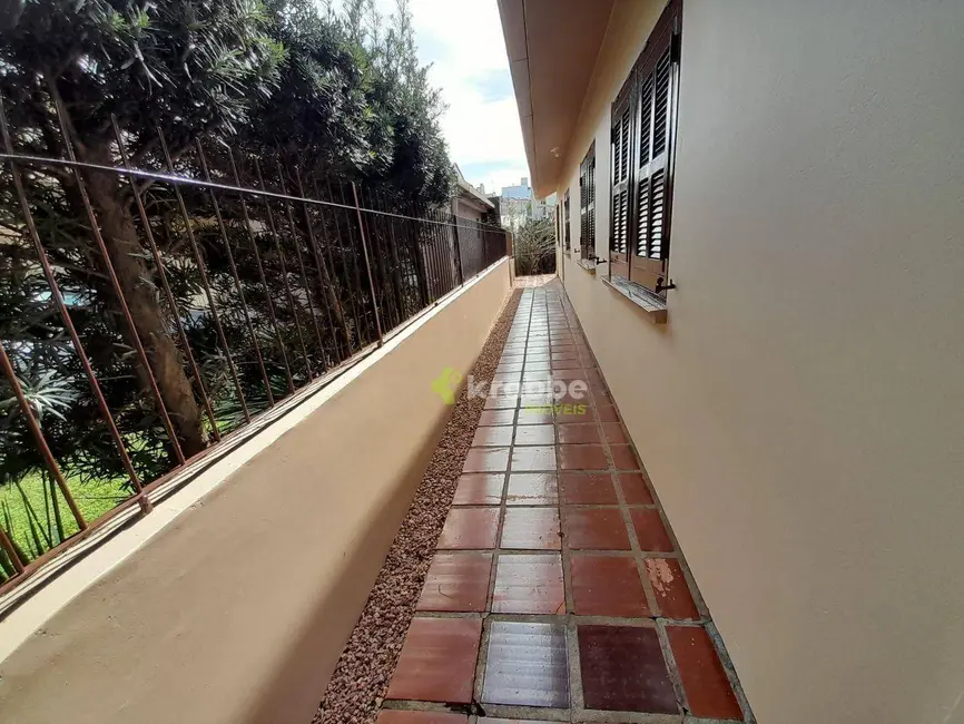 Foto 5 de Casa com 4 quartos para alugar, 363m2 em Centro, Estrela - RS