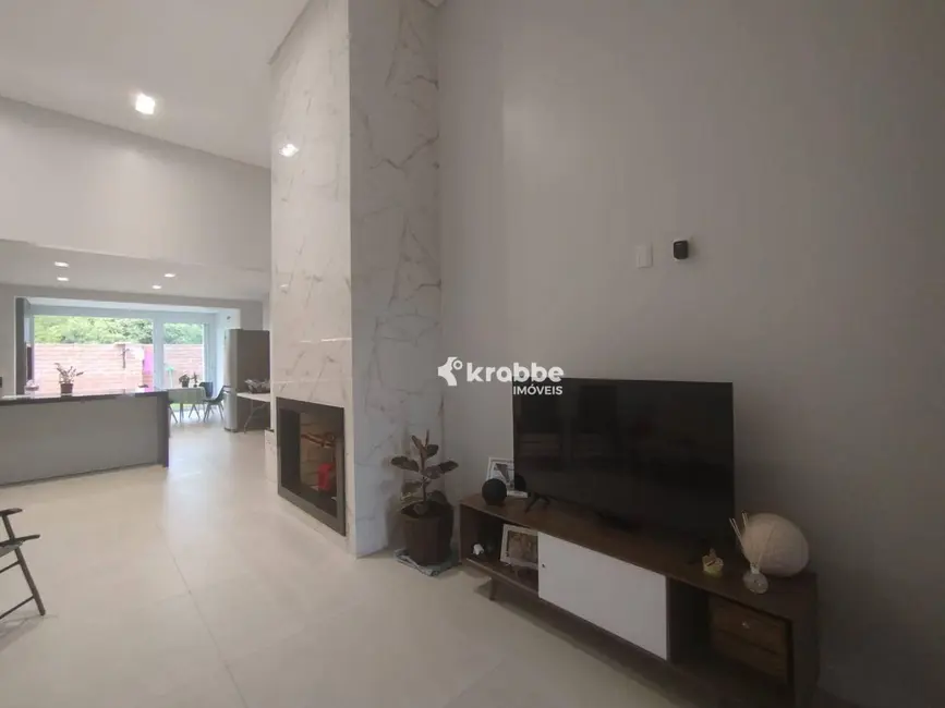 Casa com 3 quartos à venda, 318m2 em Estrela - RS - imagem 4 Foto 4 de Casa com 3 quartos à venda, 318m2 em Estrela - RS