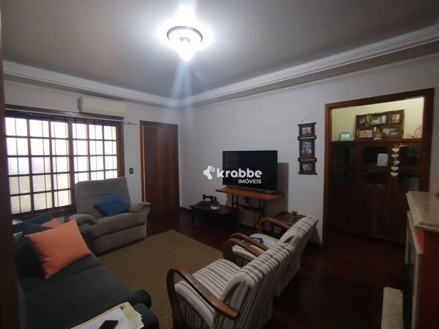 Casa com 3 quartos à venda, 366m2 em Estrela - RS - imagem 4 Foto 4 de Casa com 3 quartos à venda, 366m2 em Estrela - RS