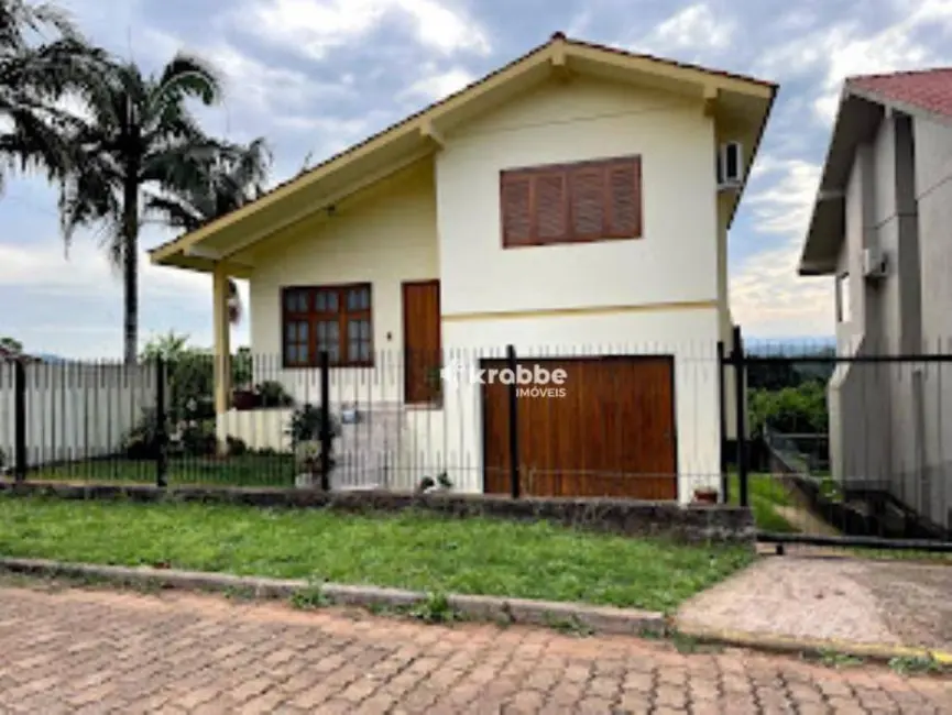 Foto 1 de Casa com 2 quartos à venda, 336m2 em Centro, Estrela - RS