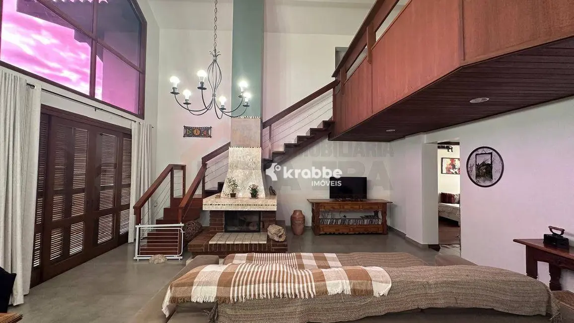 Foto 2 de Cobertura com 1 quarto à venda, 347m2 em Centro, Estrela - RS