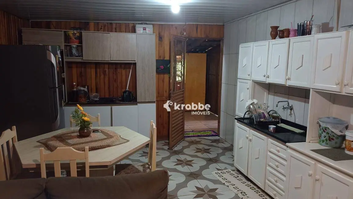 Foto 3 de Casa com 3 quartos à venda, 334m2 em Teutonia - RS