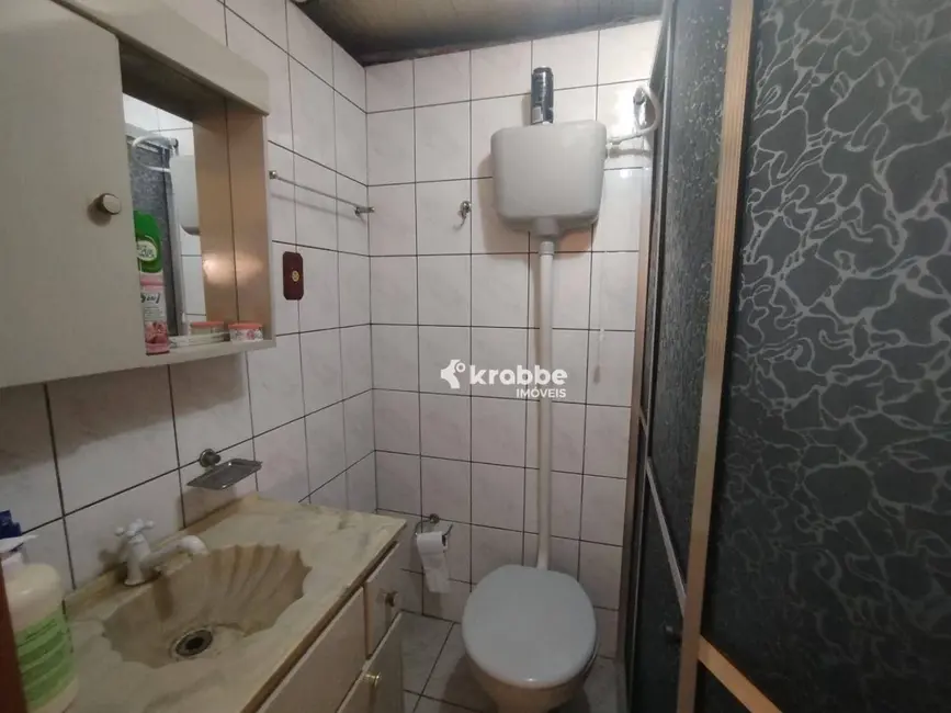Foto 9 de Casa com 3 quartos à venda, 360m2 em Teutonia - RS
