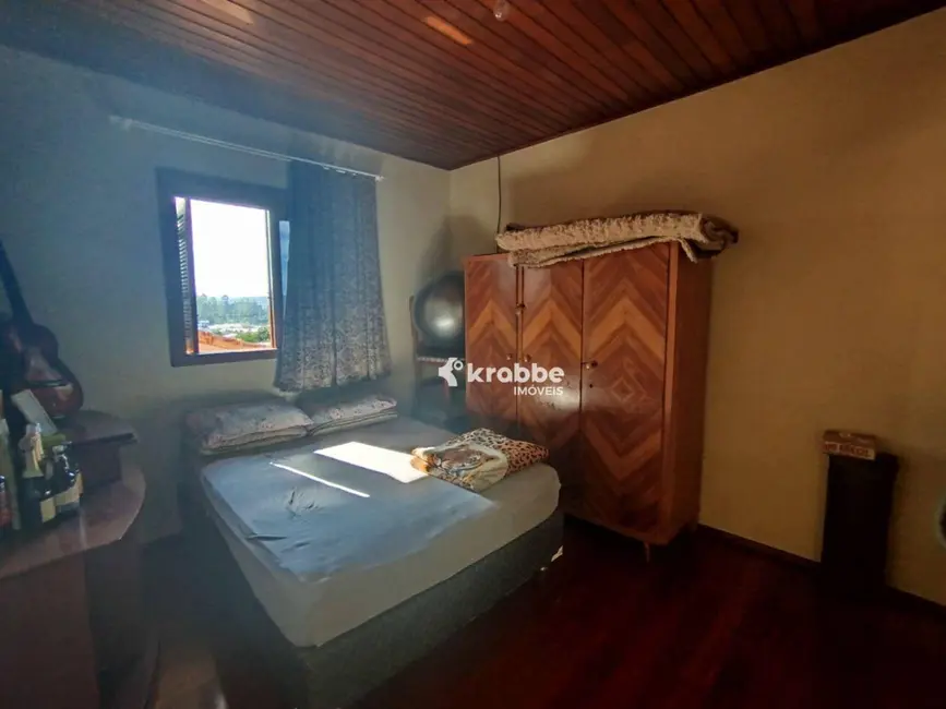 Foto 4 de Casa com 3 quartos à venda, 360m2 em Teutonia - RS